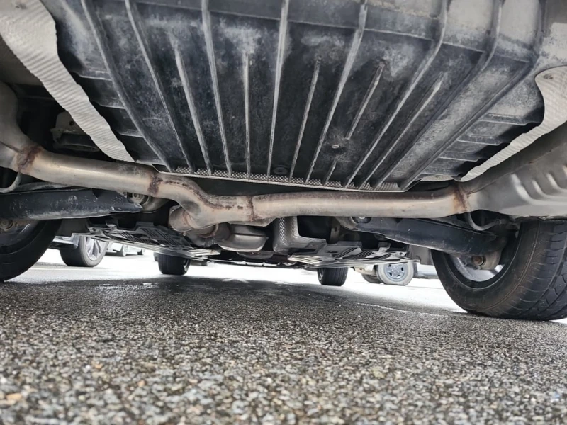 Mercedes-Benz C 300 * CARFAX * БЕЗ ПЪРВОНАЧАЛНА ВНОСКА, снимка 15 - Автомобили и джипове - 53021899