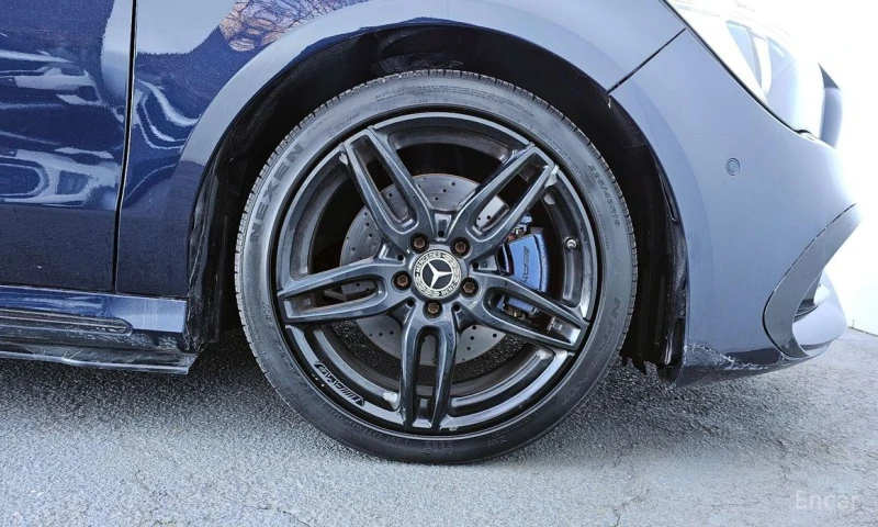 Mercedes-Benz CLA 220, снимка 5 - Автомобили и джипове - 53235537