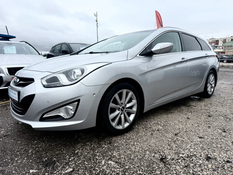Hyundai I40 2.0i 177коня Автомат Швейцария, снимка 4 - Автомобили и джипове - 53247715