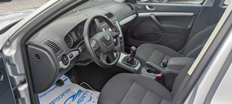 Skoda Octavia 2.0TDI SCOUT 4x4, снимка 13 - Автомобили и джипове - 53293263
