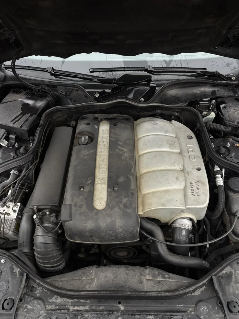 Mercedes-Benz E 220, снимка 10 - Автомобили и джипове - 53294986