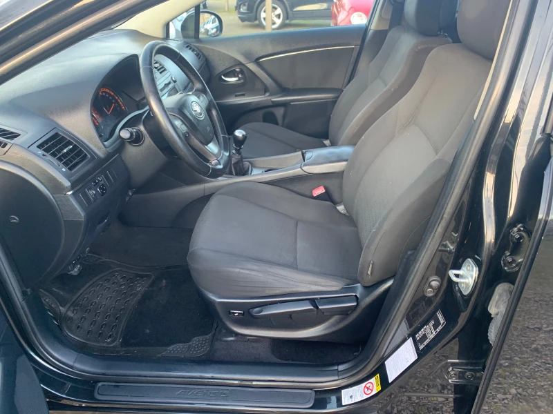 Toyota Avensis 2.0d4d, снимка 10 - Автомобили и джипове - 53541342