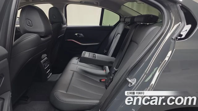 BMW 320, снимка 13 - Автомобили и джипове - 56077643