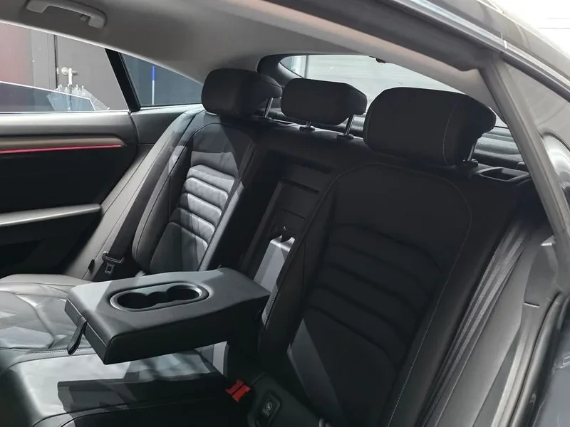VW Arteon 2.0 TDI PREMIUM, снимка 12 - Автомобили и джипове - 56294615