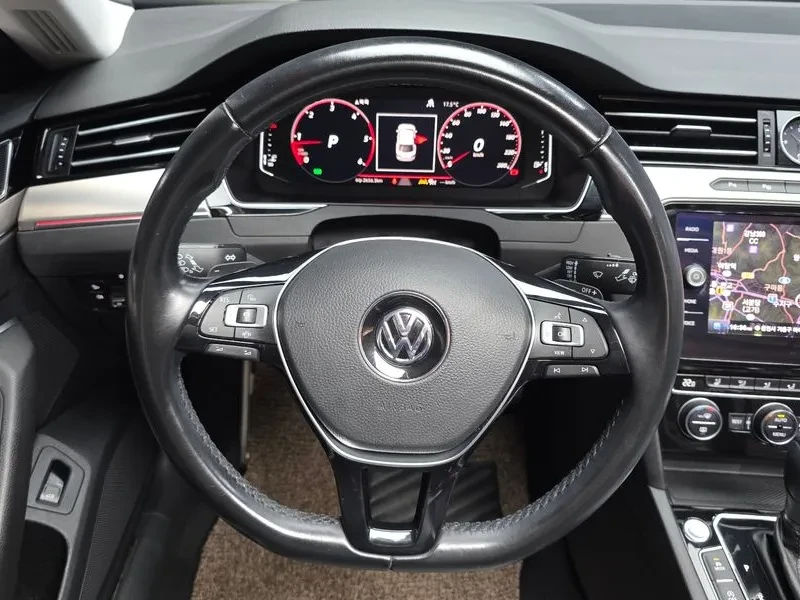 VW Arteon 2.0 TDI PREMIUM, снимка 14 - Автомобили и джипове - 56294615