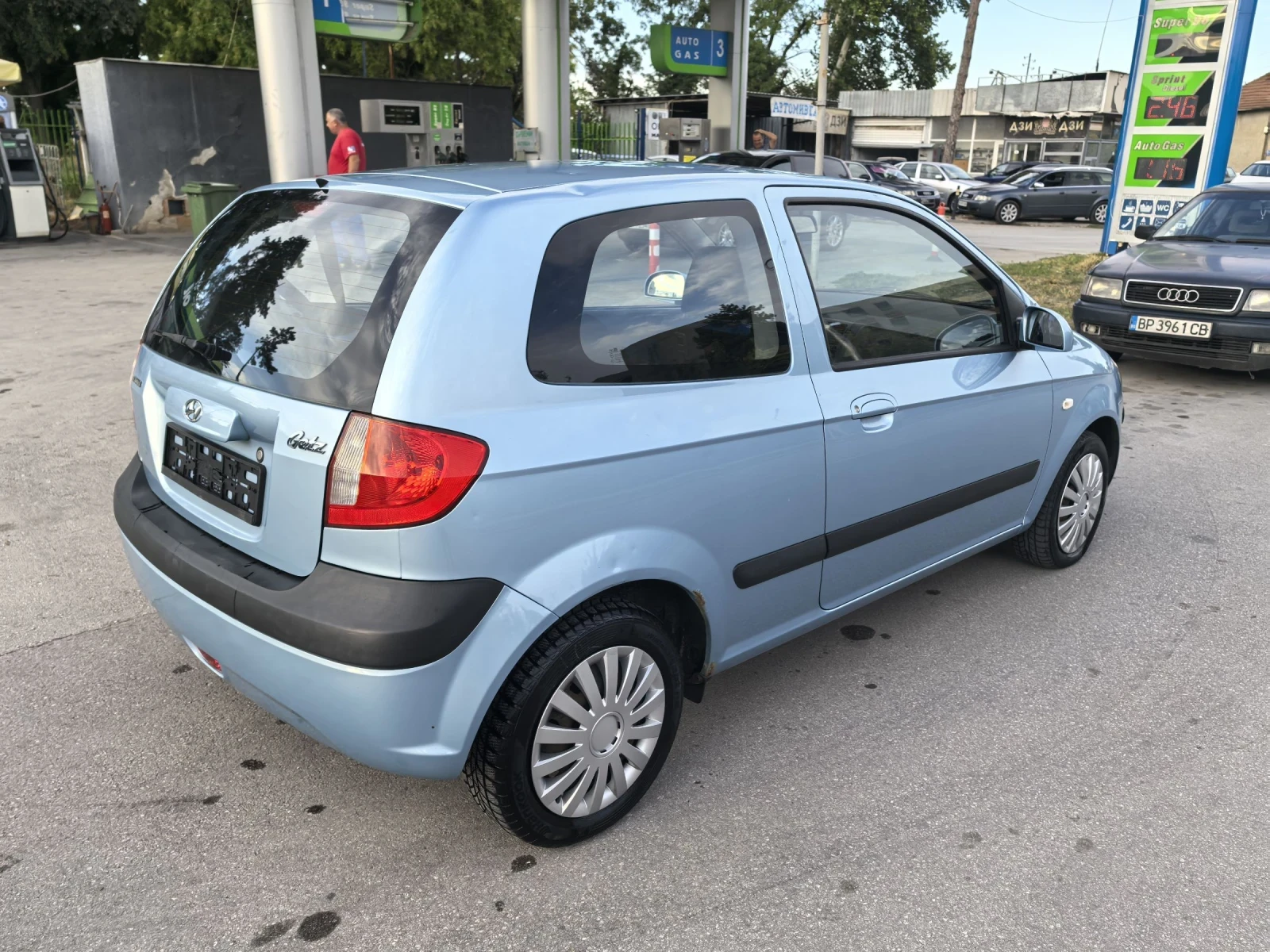 Hyundai Getz 1.1i - klima - изображение 5