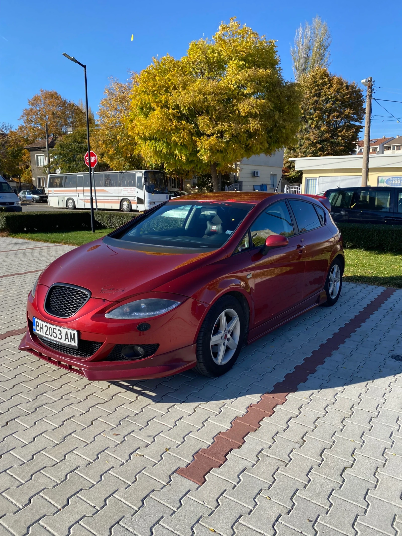 Seat Leon 1.6 ГАЗ - изображение 2