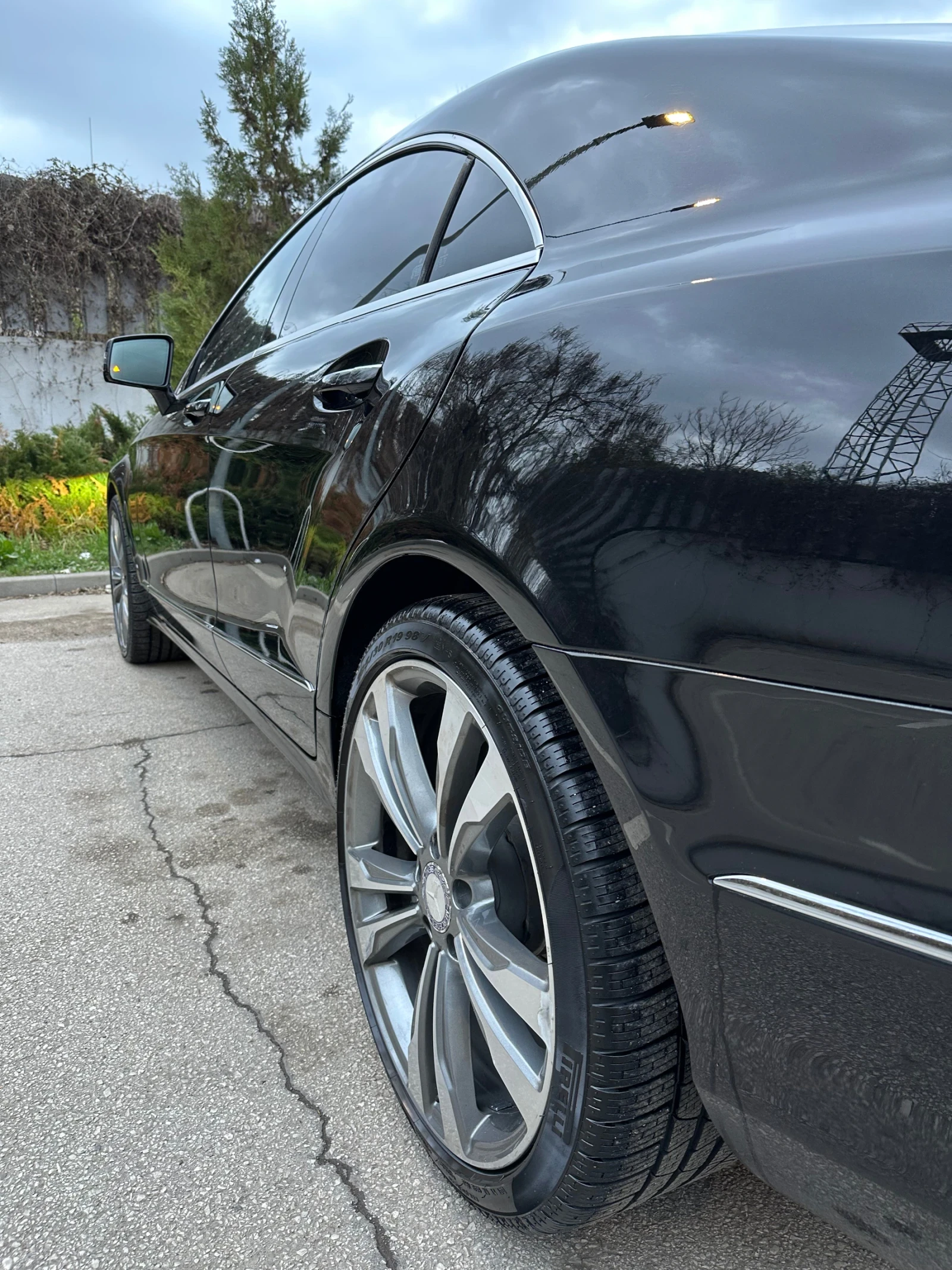Mercedes-Benz CLS 350 Facelift Bluetech 4MATIC - изображение 4