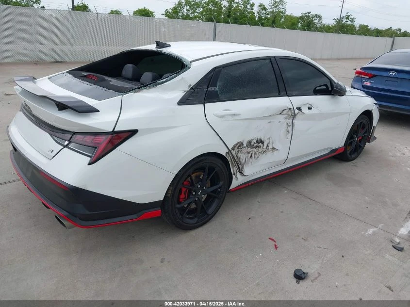 Hyundai Elantra 2.0L I-4 DI, DOHC, VVT, TURBO, 276HP Front Wheel - изображение 9