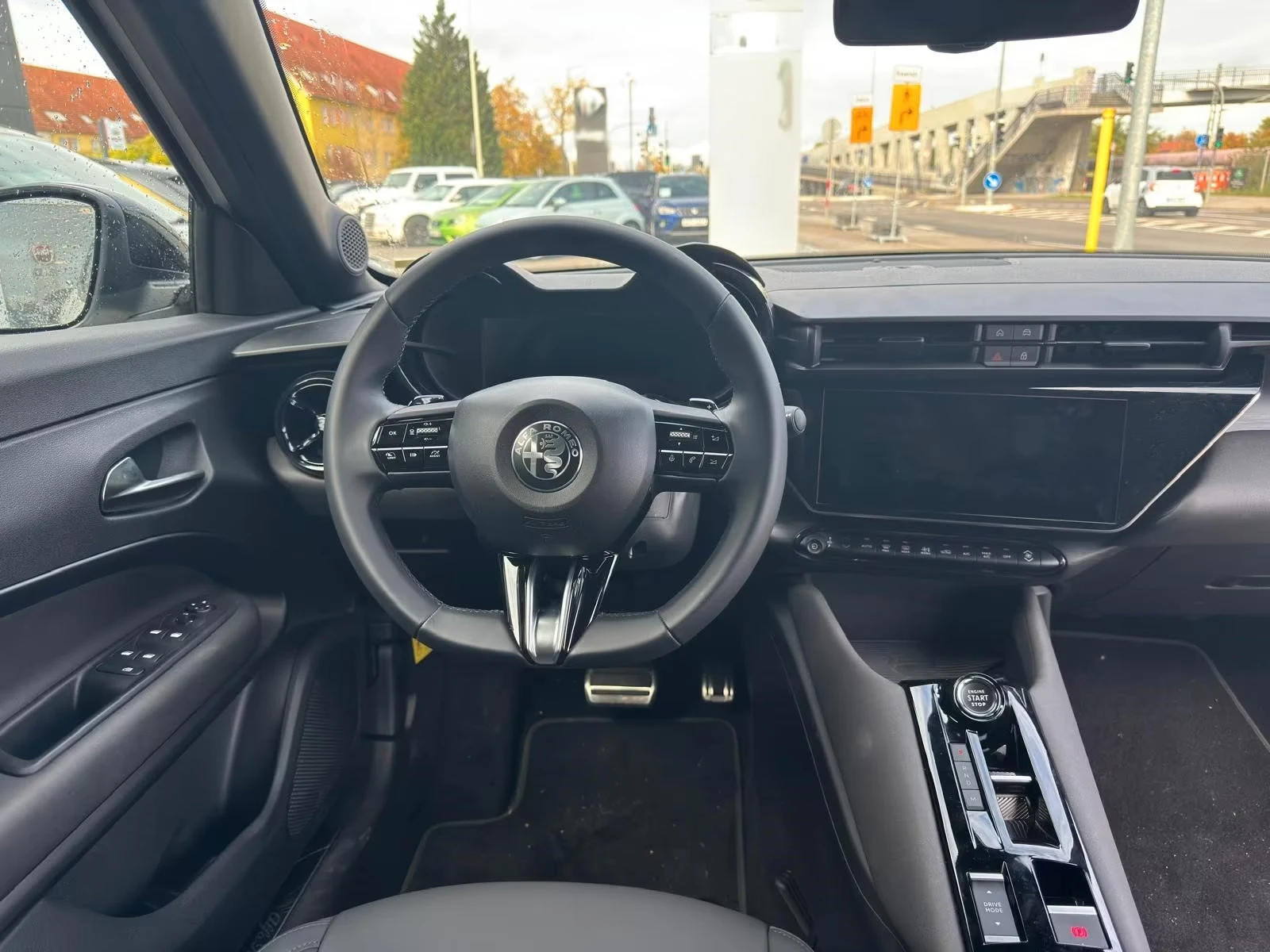 Alfa Romeo Junior 1.2MHEV/136HP/SPECIALE/MASSAGE/MEMO/CAM/LED/556g - изображение 7