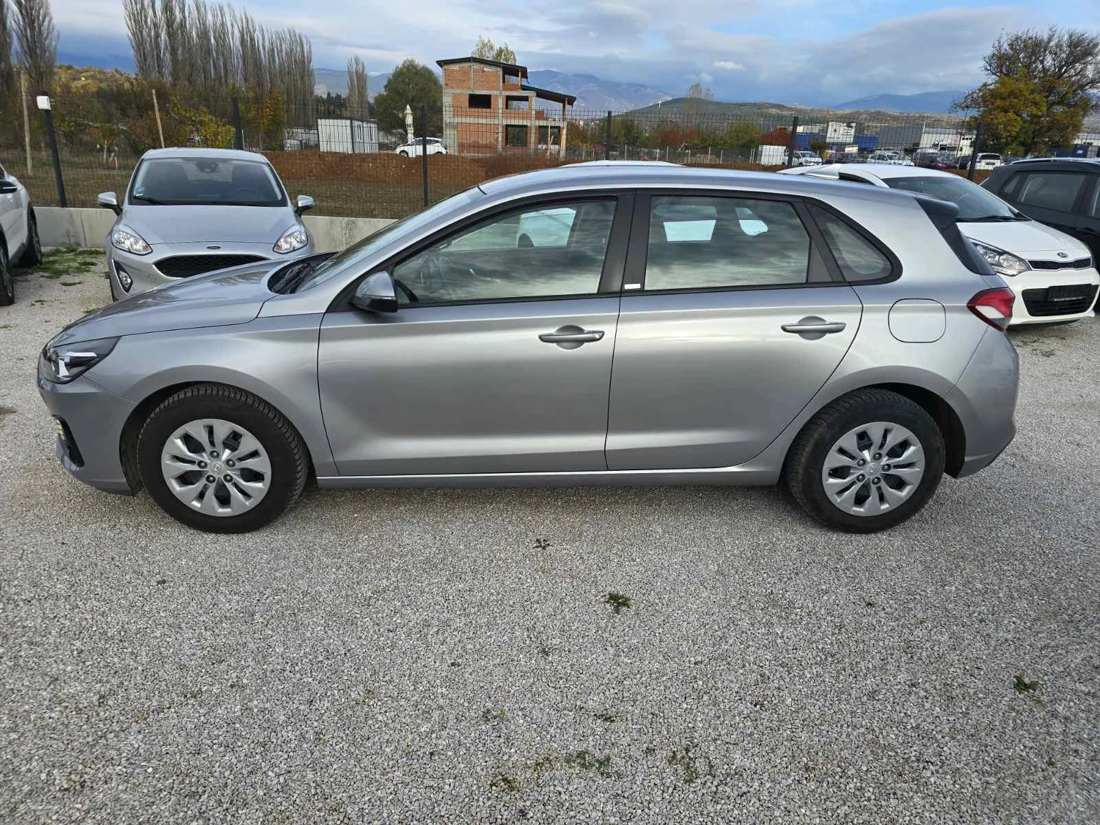 Hyundai I30 1.6 CRDi  | Mobile.bg   8