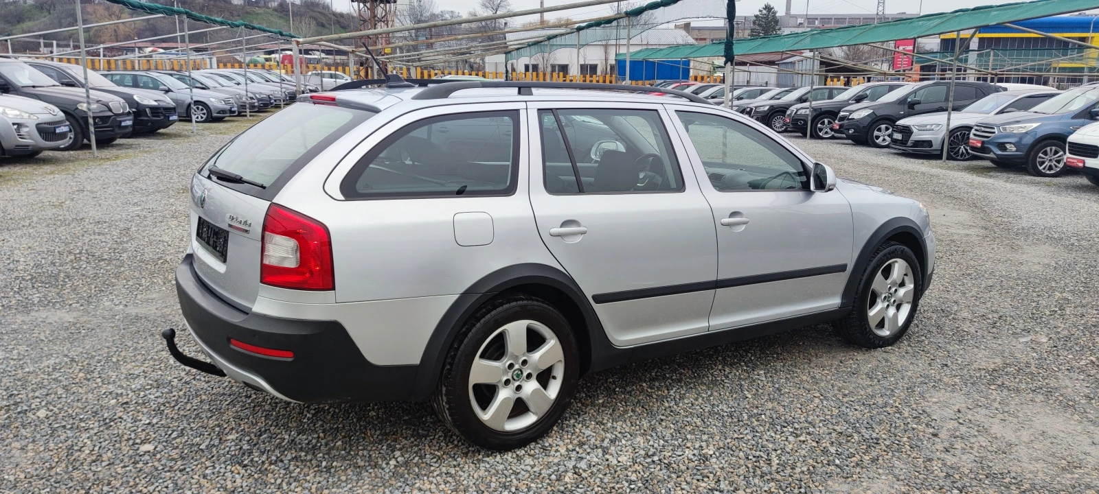 Skoda Octavia 2.0TDI SCOUT 4x4 - изображение 6