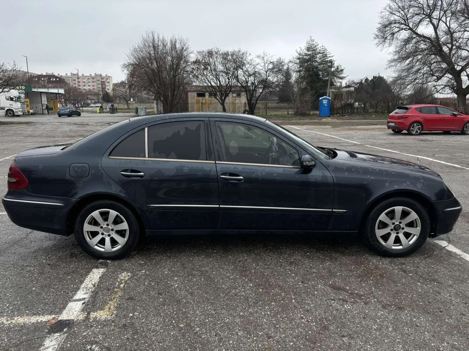 Mercedes-Benz E 220  - изображение 3