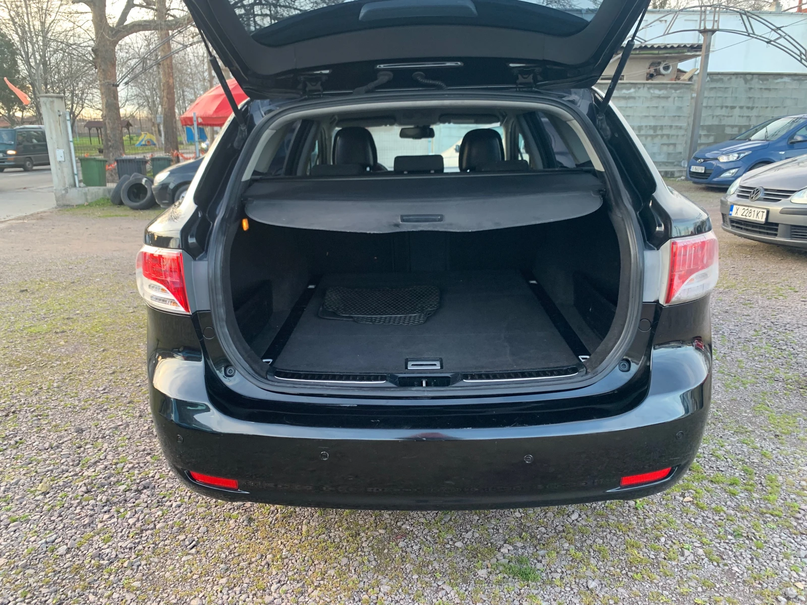Toyota Avensis 2.0d4d | Mobile.bg � ����������� 15
