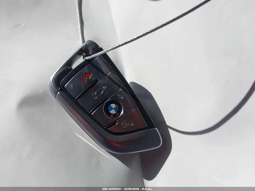 BMW 540 /CARFAX/B58/Кожа/Подгрев/Панорама/Клип, снимка 12 - Автомобили и джипове - 53737152