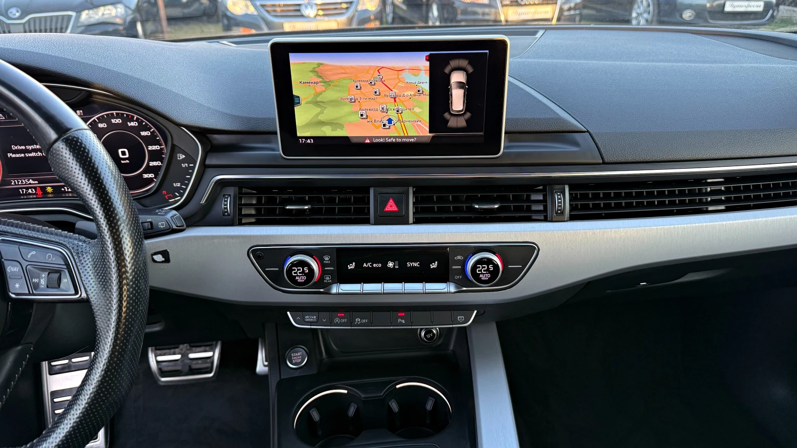 Audi A4 2.0TDI STRONIC S-LINE, снимка 11 - Автомобили и джипове - 53831206