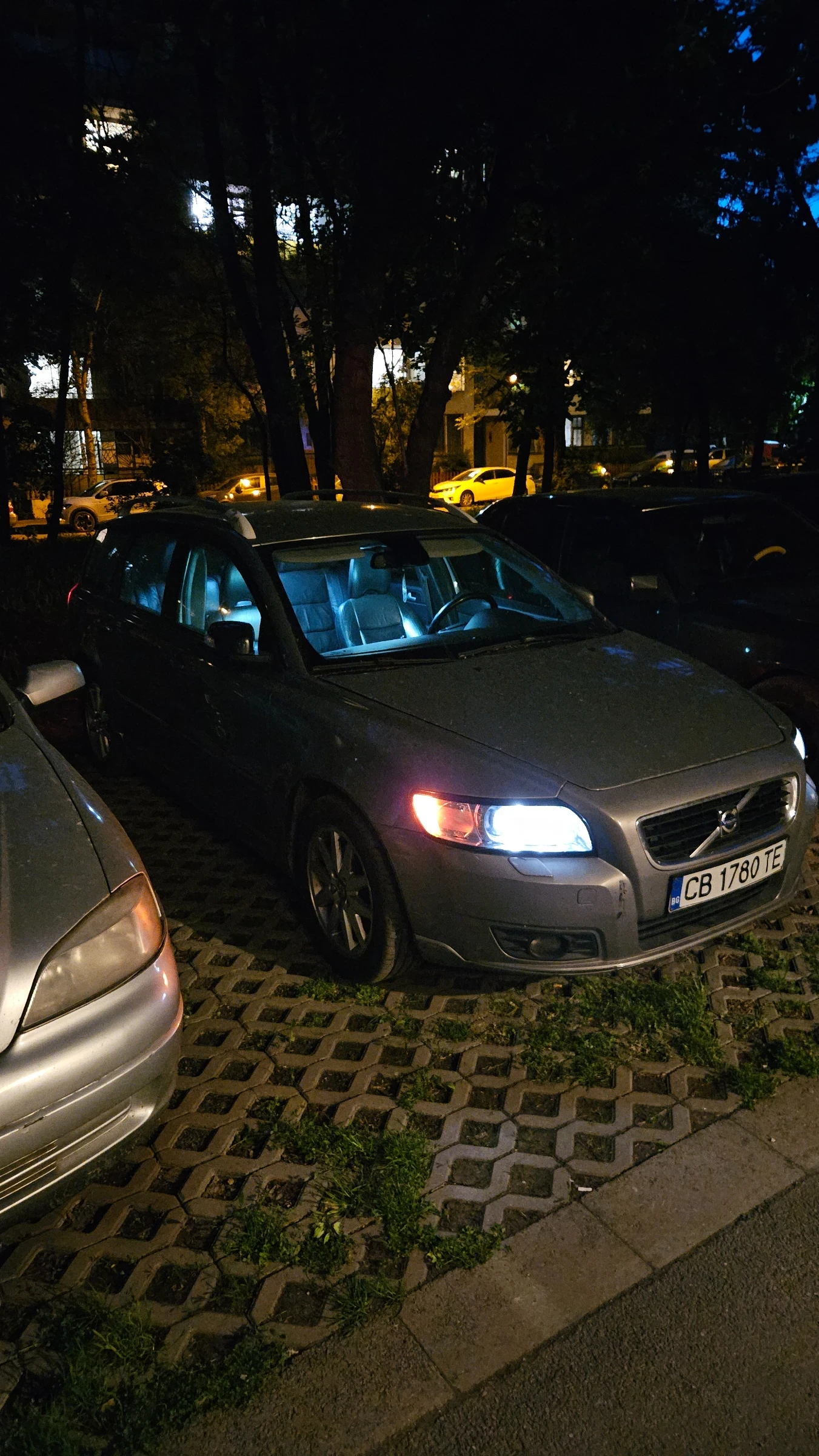 Volvo V50 facelift , снимка 6 - Автомобили и джипове - 54182951