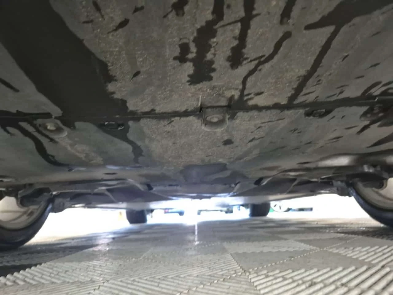 Tesla Model Y LONG RANGE| PARK ASSIST| PANORAMA| CARFAX|  | Mobile.bg � ����������� 13