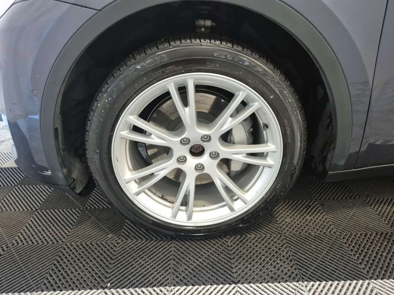 Tesla Model Y LONG RANGE| PARK ASSIST| PANORAMA| CARFAX|  | Mobile.bg � ����������� 5