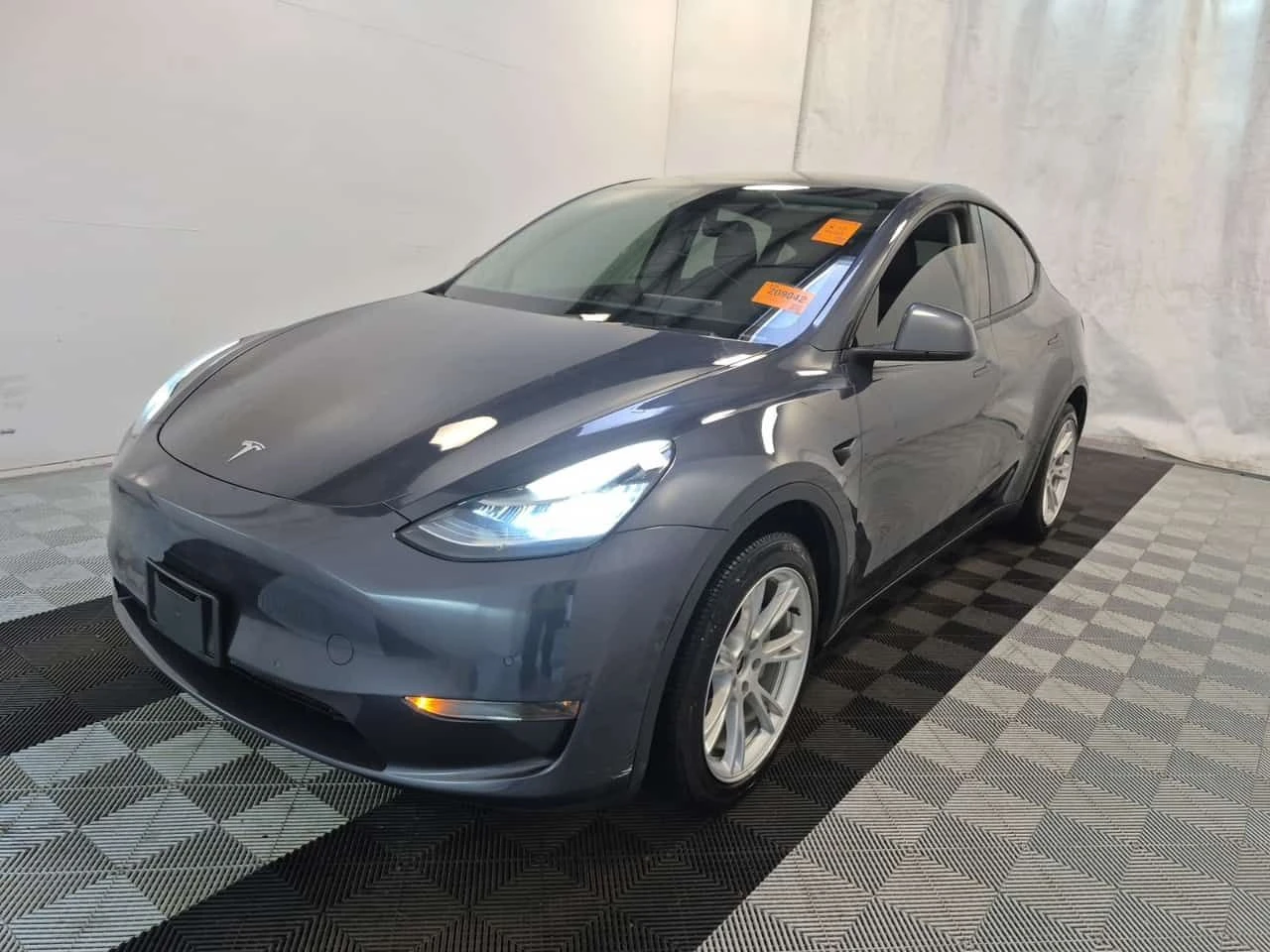 Tesla Model Y LONG RANGE| PARK ASSIST| PANORAMA| CARFAX|  | Mobile.bg � ����������� 1