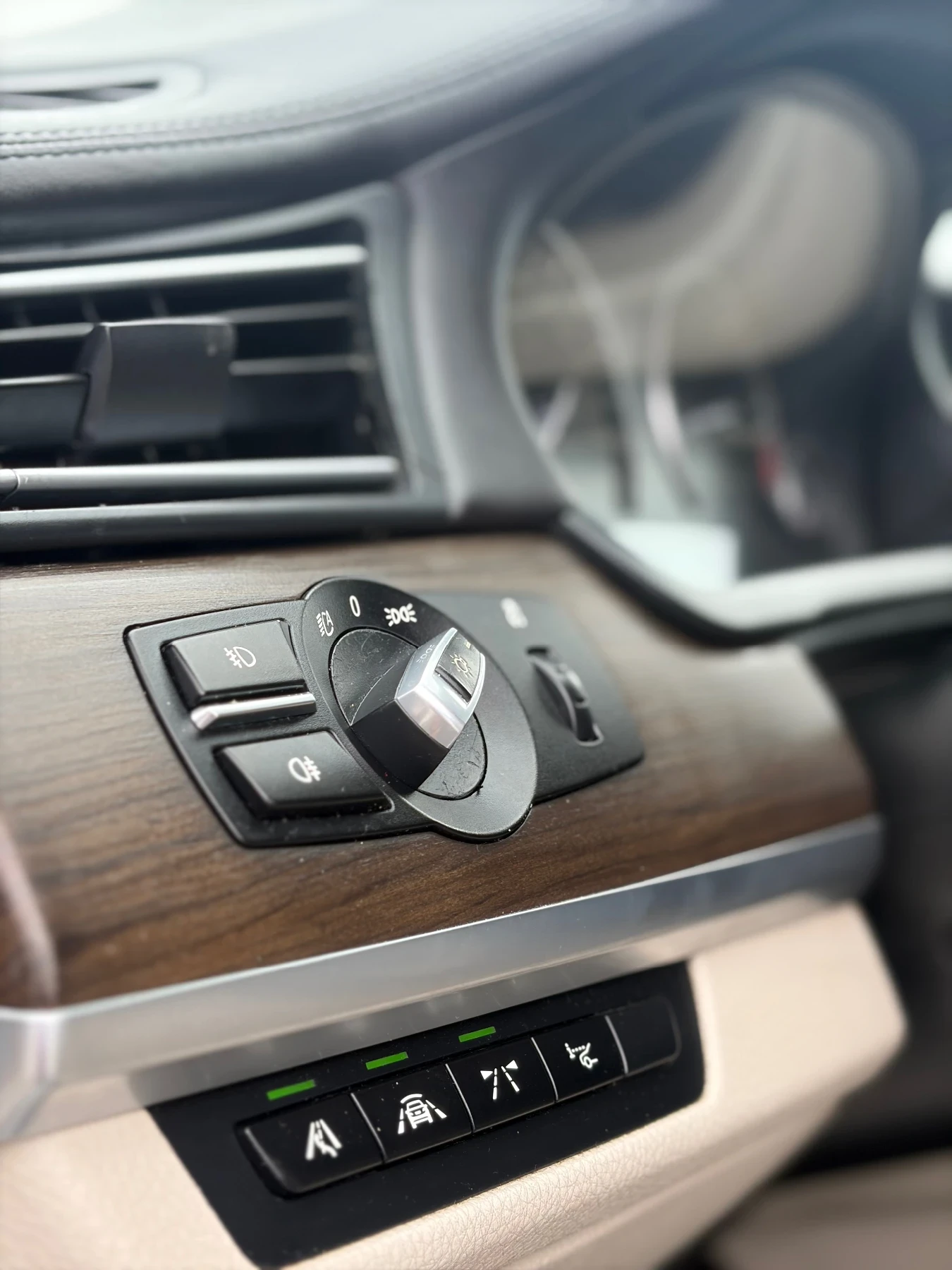 BMW 740 xDrive Facelift, снимка 10 - Автомобили и джипове - 54597330