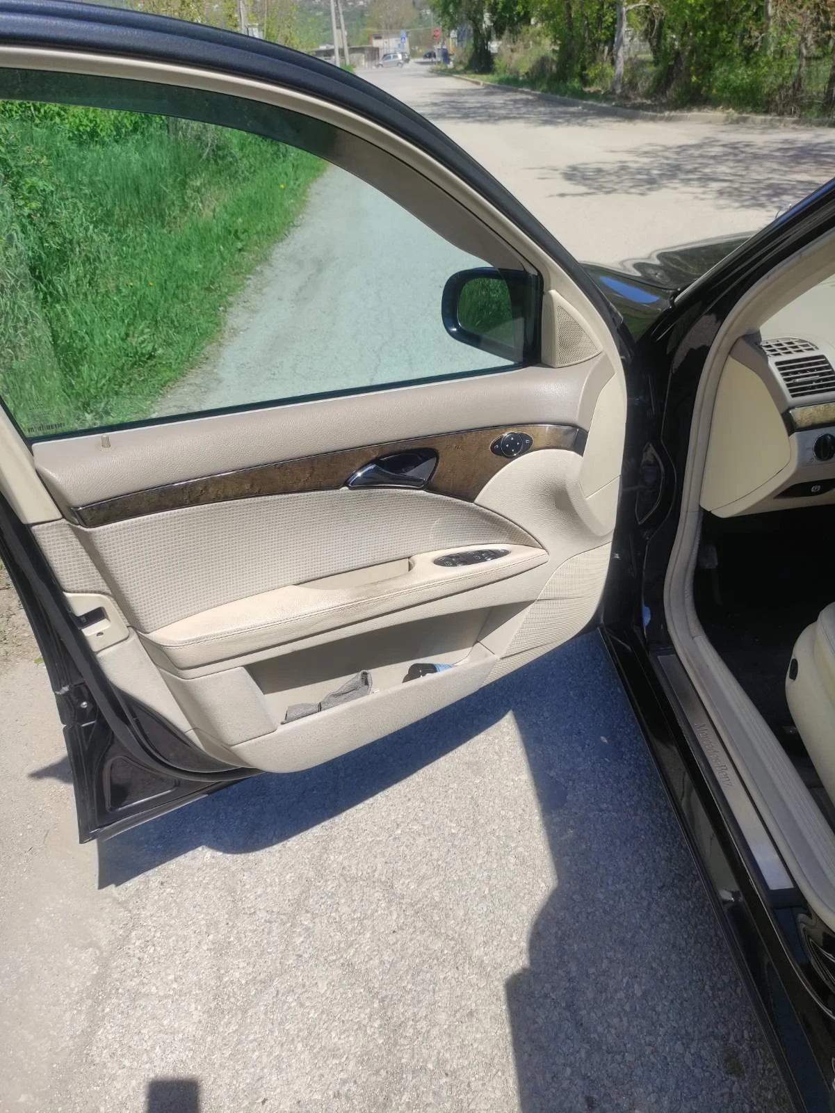Mercedes-Benz E 270, снимка 15 - Автомобили и джипове - 54581033