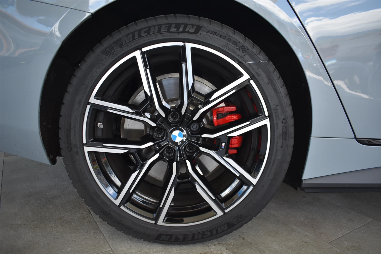 BMW i4 xDrive40 Gran Coupe, снимка 5 - Автомобили и джипове - 54593587