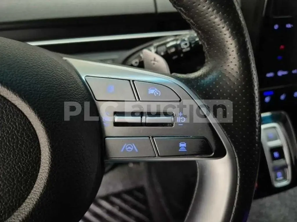 Hyundai Staria, снимка 16 - Автомобили и джипове - 55051701
