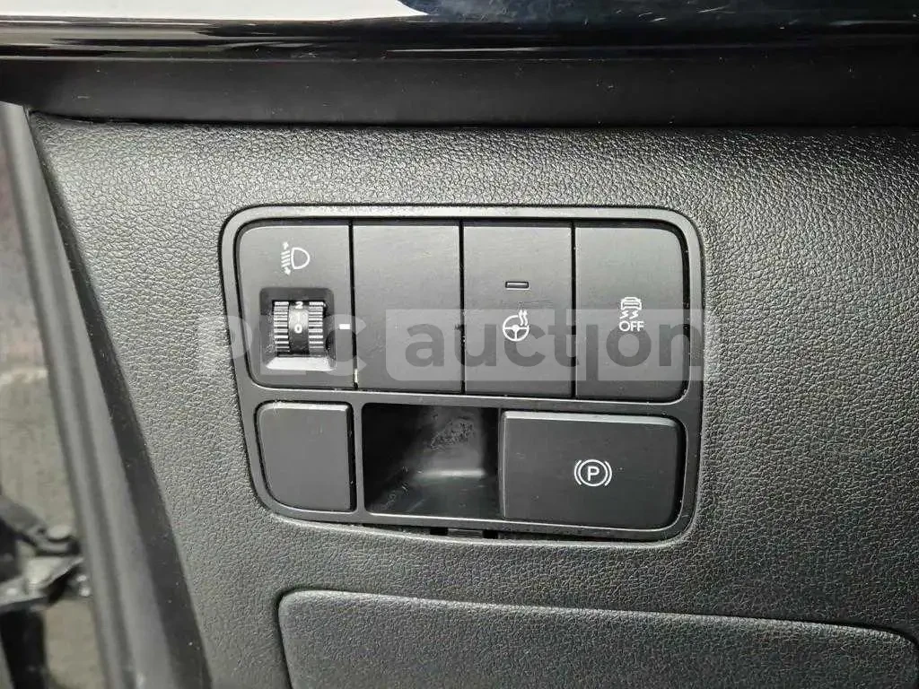 Hyundai Staria, снимка 17 - Автомобили и джипове - 55051701