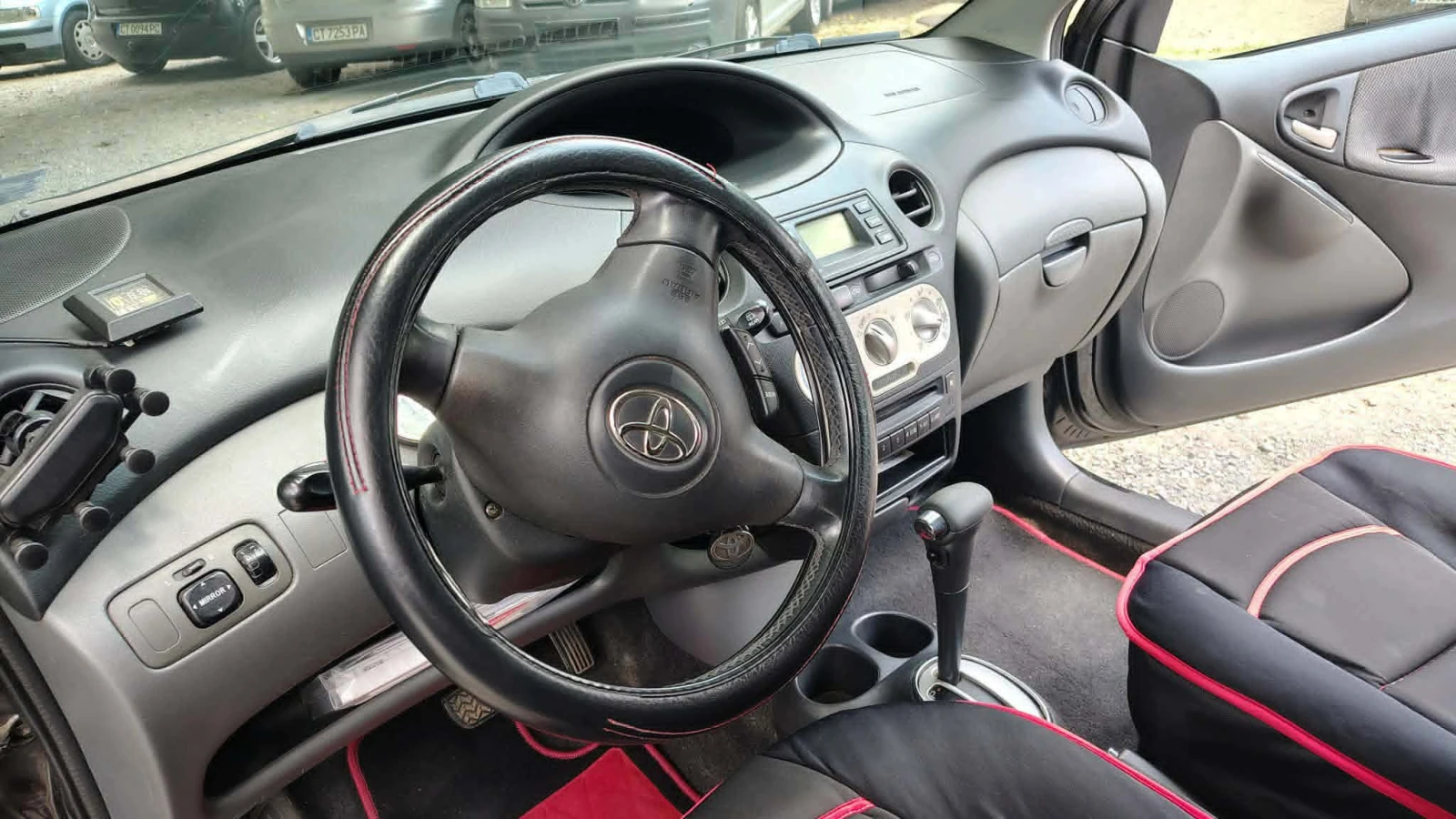 Toyota Yaris, снимка 2 - Автомобили и джипове - 55279500