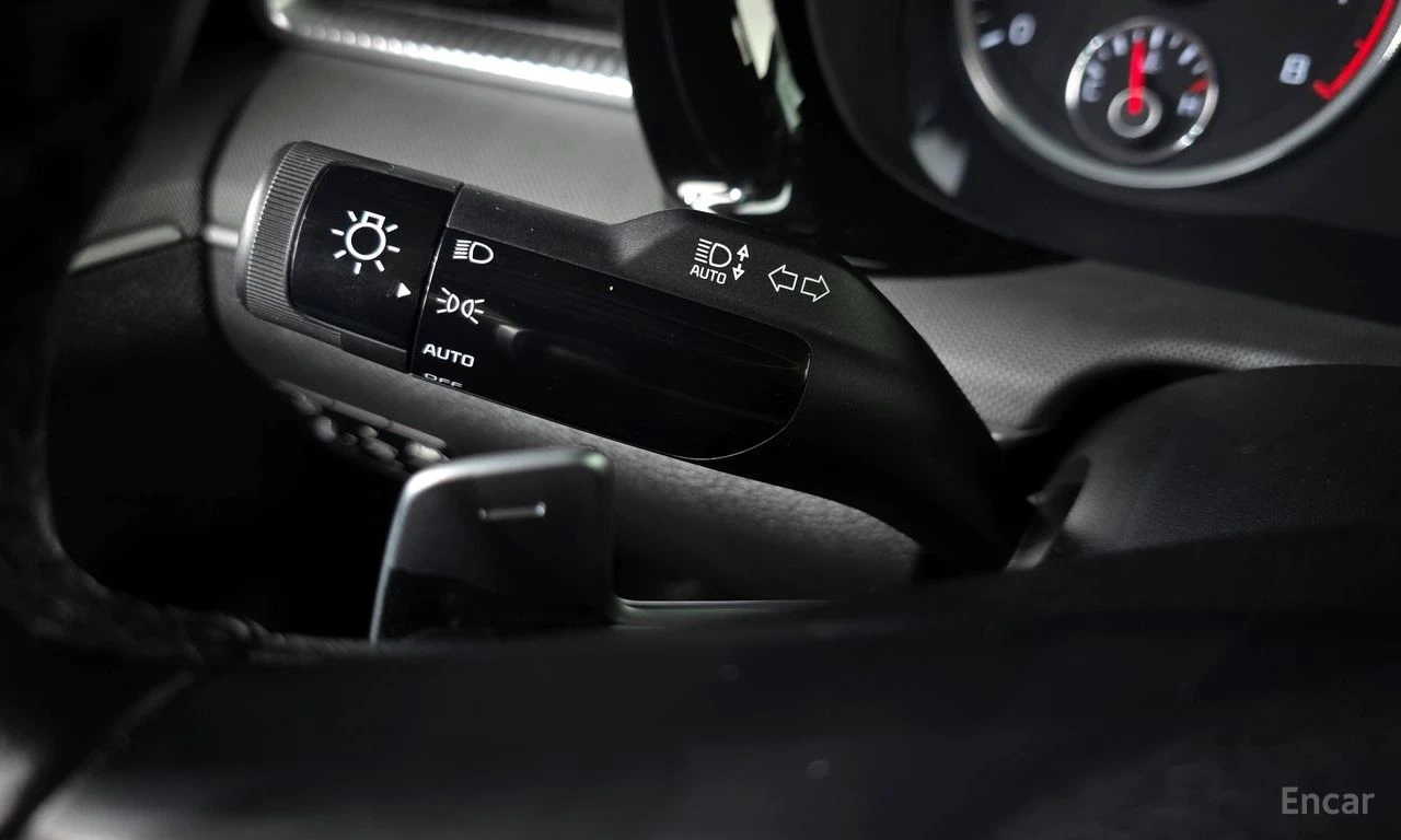 Kia K5 2.0* LPI* ПОДГРЕВ* КАМЕРА* КЕЙЛЕС* LANE* ASSIST* , снимка 14 - Автомобили и джипове - 55281843
