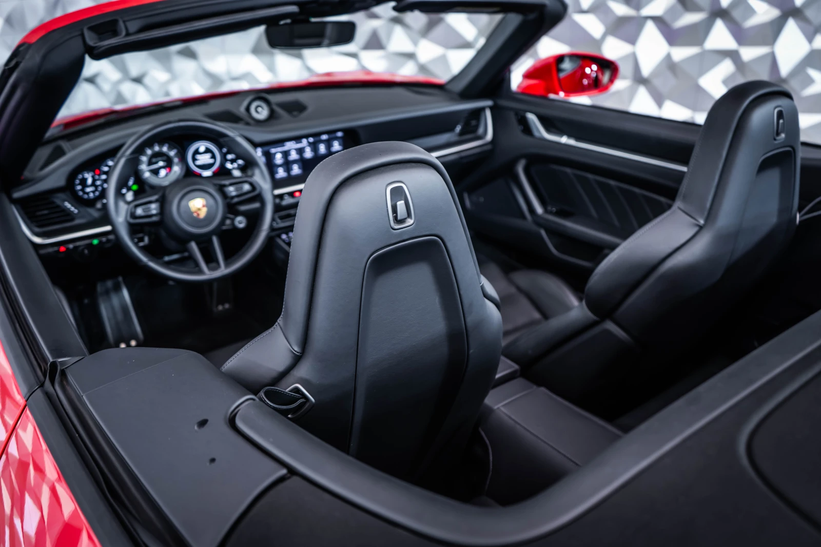 Porsche 911 Turbo S Cabrio* Bose* Sportchrono, снимка 14 - Автомобили и джипове - 55951606