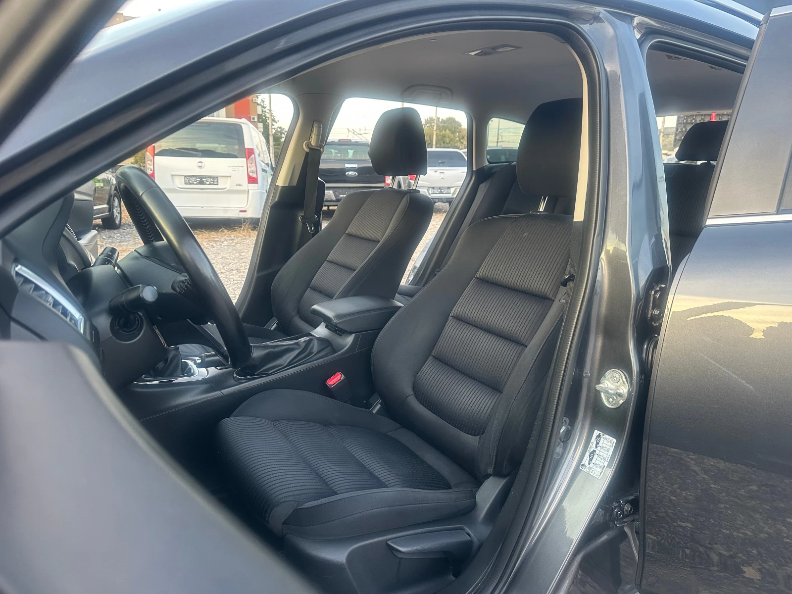 Mazda 6 2.2CDTI 150kc NAVI FACE, снимка 9 - Автомобили и джипове - 56330157