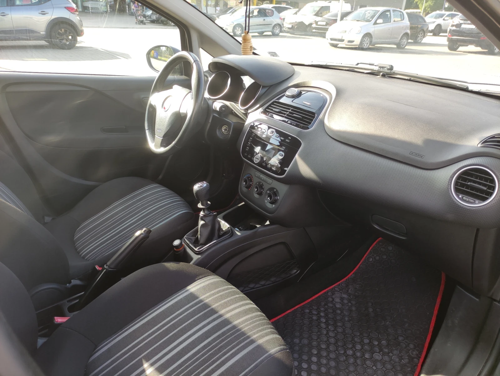 Fiat Punto Evo, снимка 9 - Автомобили и джипове - 56524142