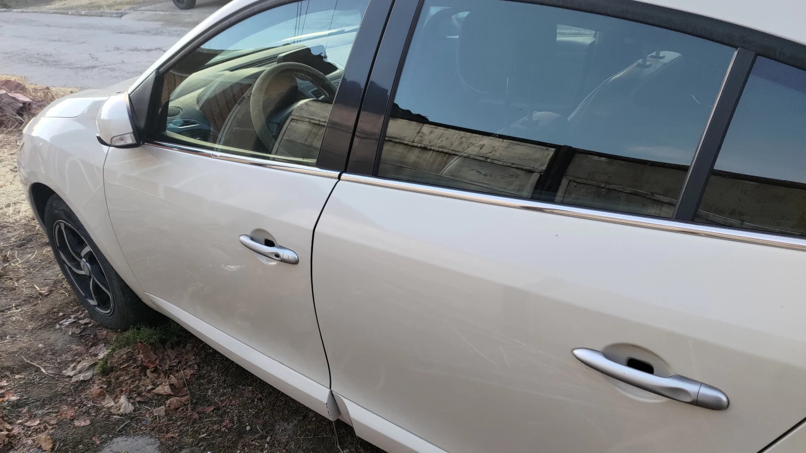 Renault Fluence, снимка 5 - Автомобили и джипове - 56564069