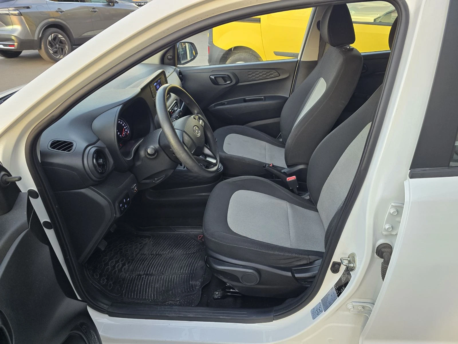 Hyundai I10 1.0, LPG, снимка 12 - Автомобили и джипове - 56576390