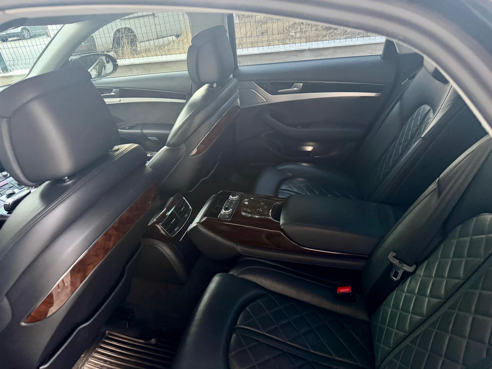 Audi A8, снимка 11 - Автомобили и джипове - 56747072
