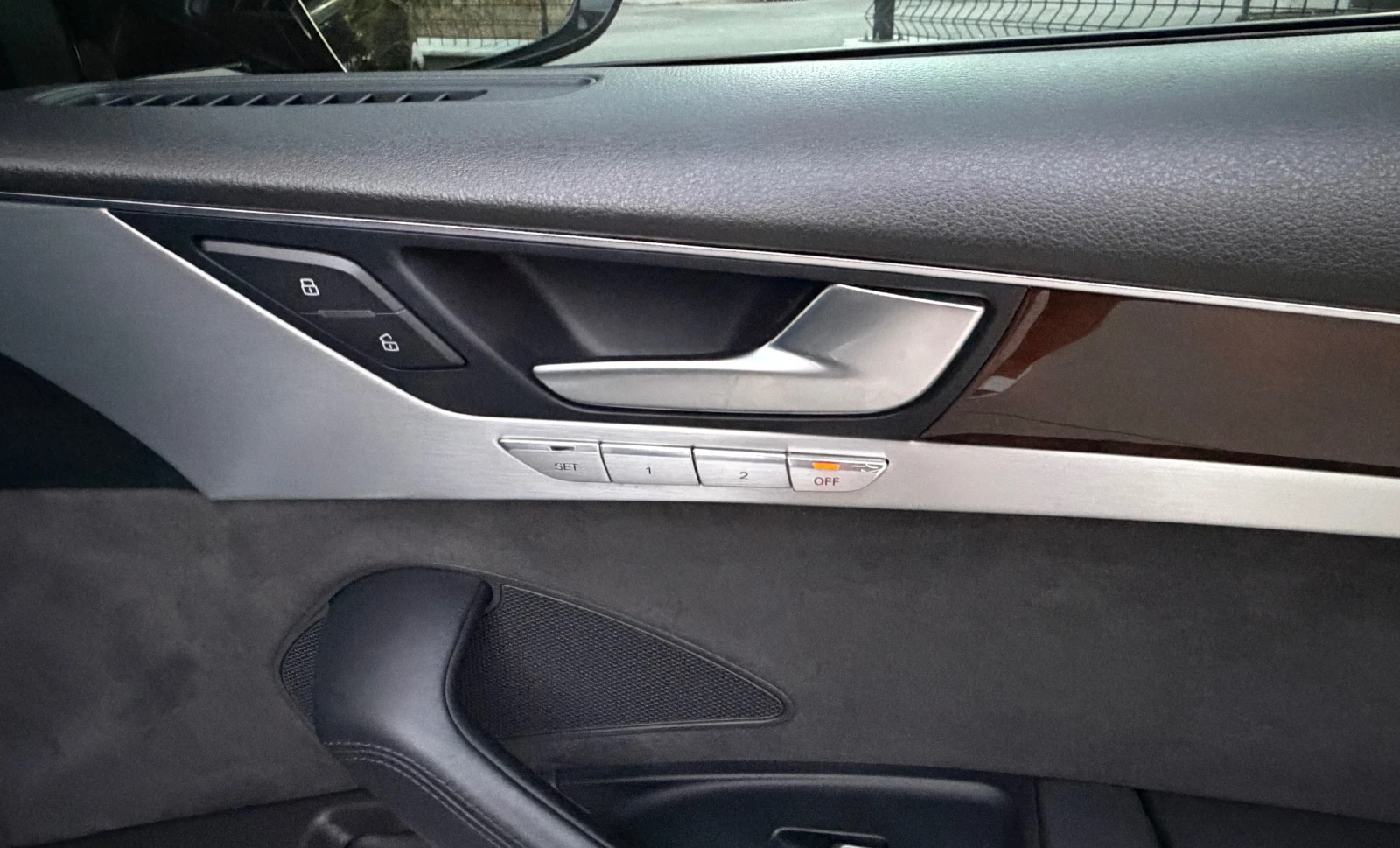 Audi A8, снимка 14 - Автомобили и джипове - 56747072