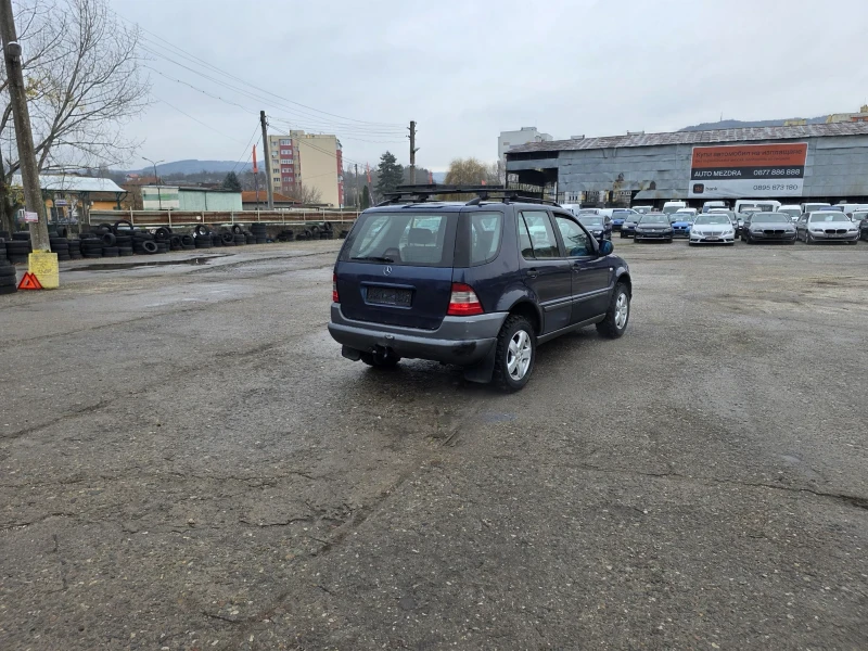 Mercedes-Benz ML 320 3.2i 4x4 автоматик климатик кожа, снимка 4 - Автомобили и джипове - 51203067