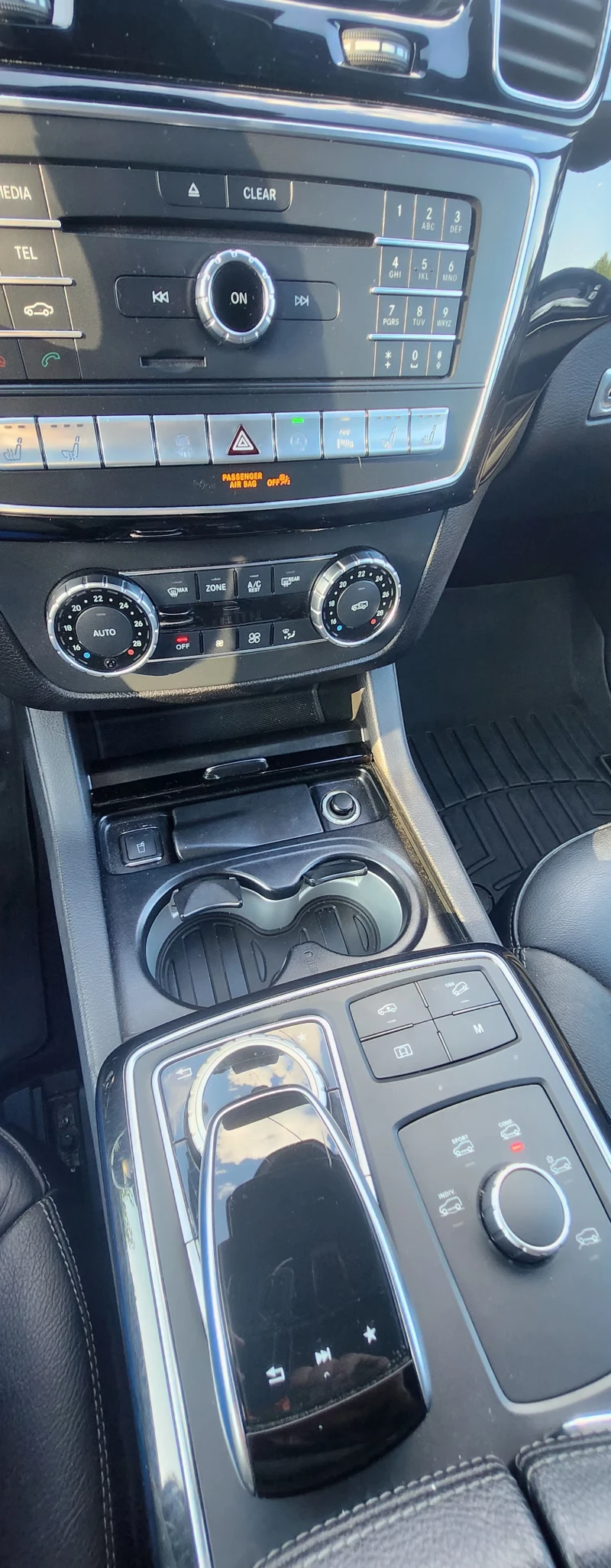 Mercedes-Benz GLE 400 9G TRONIK, снимка 10 - Автомобили и джипове - 51002065