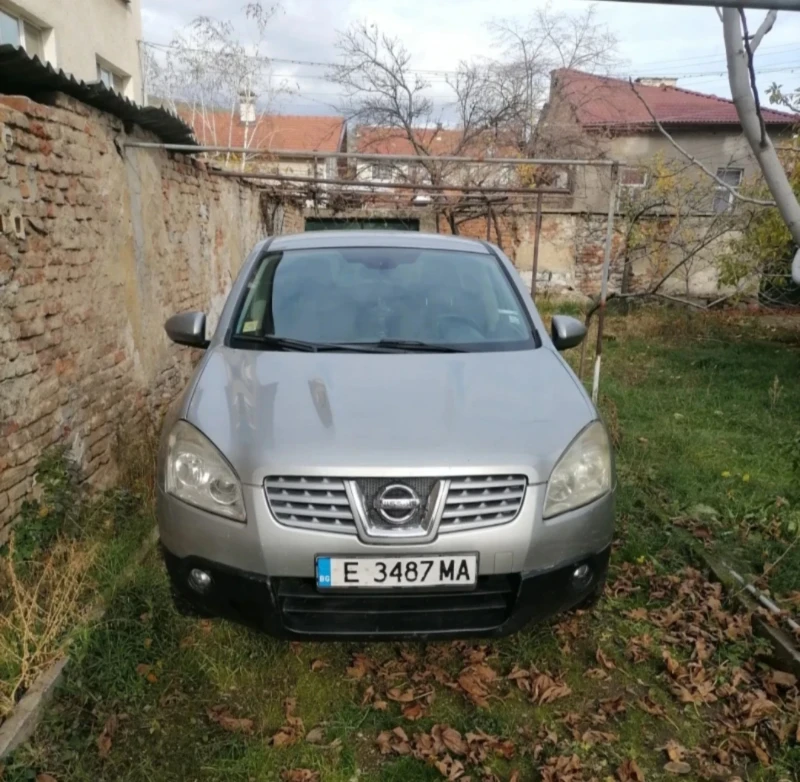 Nissan Qashqai 1.6 Газ/Бензин , снимка 2 - Автомобили и джипове - 52829758