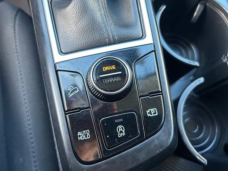 Kia Sportage AWD* Bluetooth* Подгрев* НАВИ, снимка 14 - Автомобили и джипове - 53521796