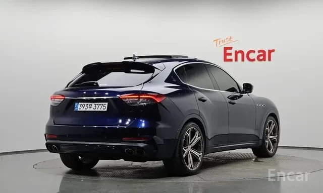 Maserati Levante GranSport, снимка 4 - Автомобили и джипове - 55773205