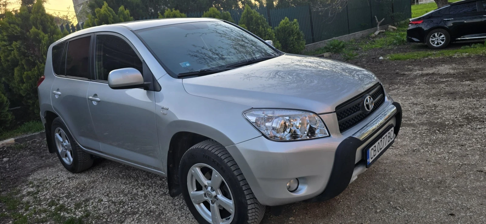 Toyota Rav4 2.2, 136k - изображение 4