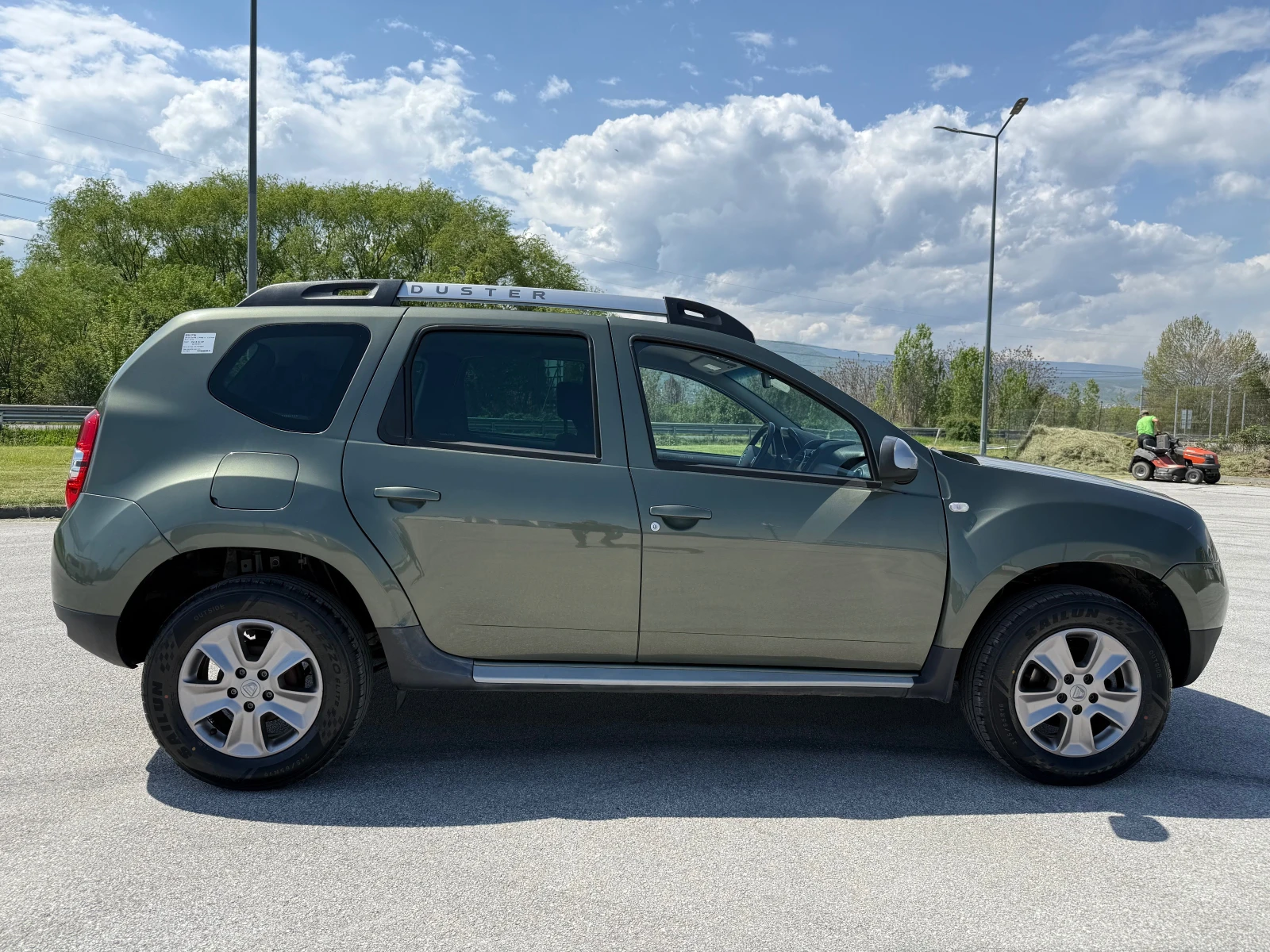 Dacia Duster 1.5dci-4x4-TOP - изображение 8