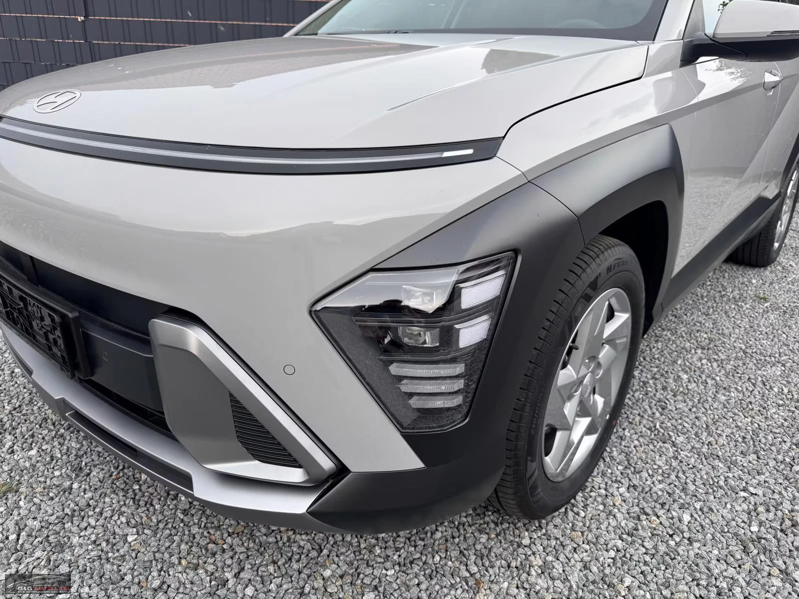 Hyundai Kona НОВ!/FAMILY/139HP/DIGITAL/KLESS/CARPLAY/LED/378f - изображение 2