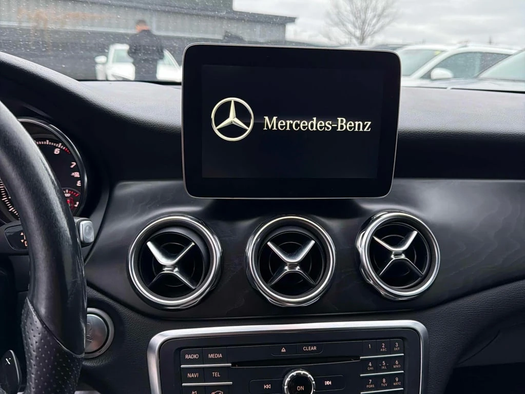 Mercedes-Benz GLA 250 2019 4MATIC * БЕЗ ПЪРВОНАЧАЛНА ВНОСКА*  - изображение 9