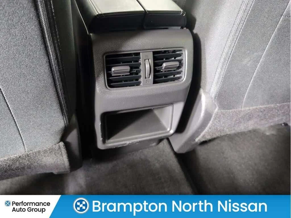 Nissan Rogue * S AWD ONE OWNER ACCIDENT FREE HEATED FRONT SEATS, снимка 14 - Автомобили и джипове - 53926191