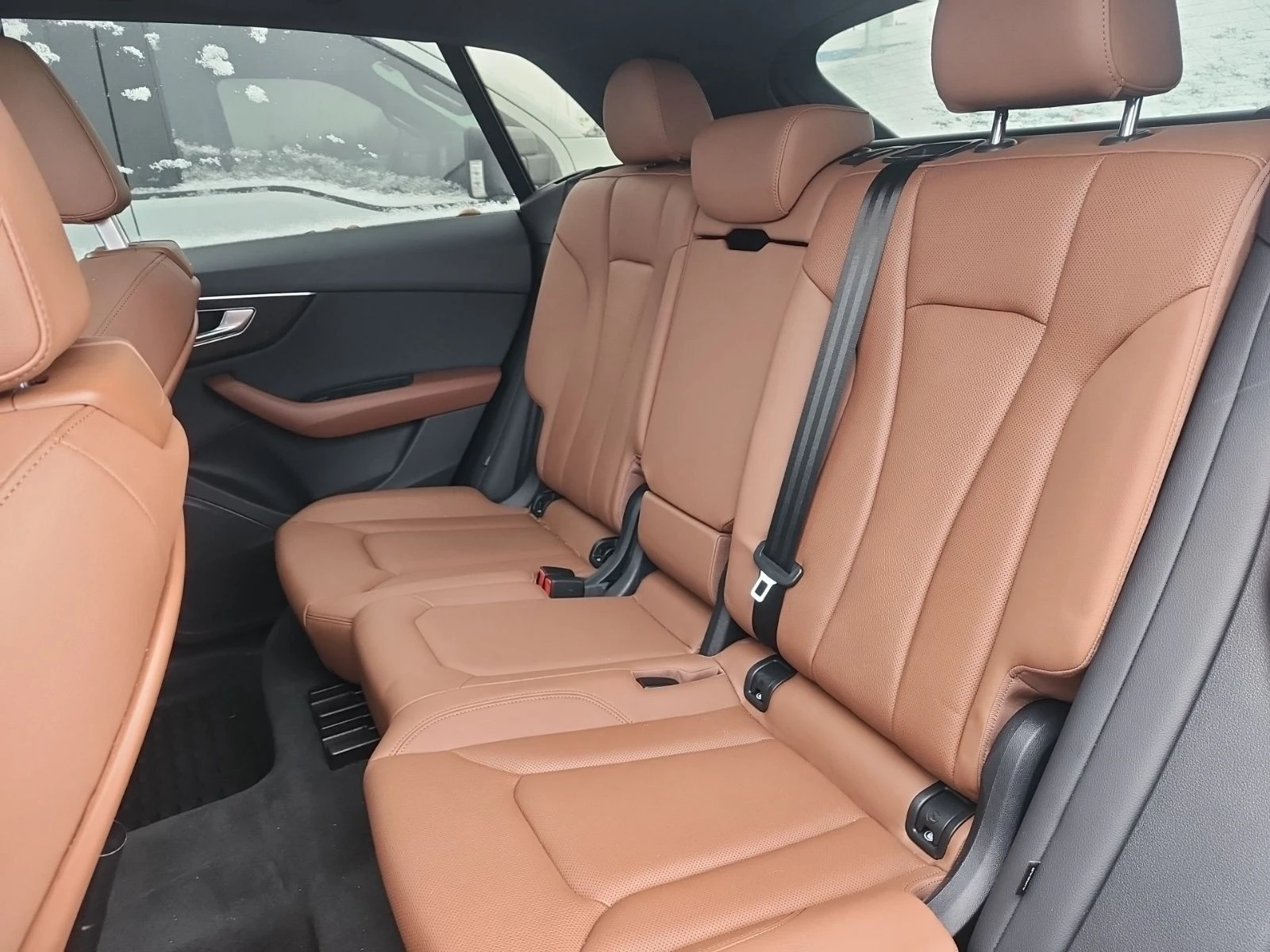 Audi Q8 PROGRESSIV АВТО КРЕДИТ, снимка 12 - Автомобили и джипове - 53950395