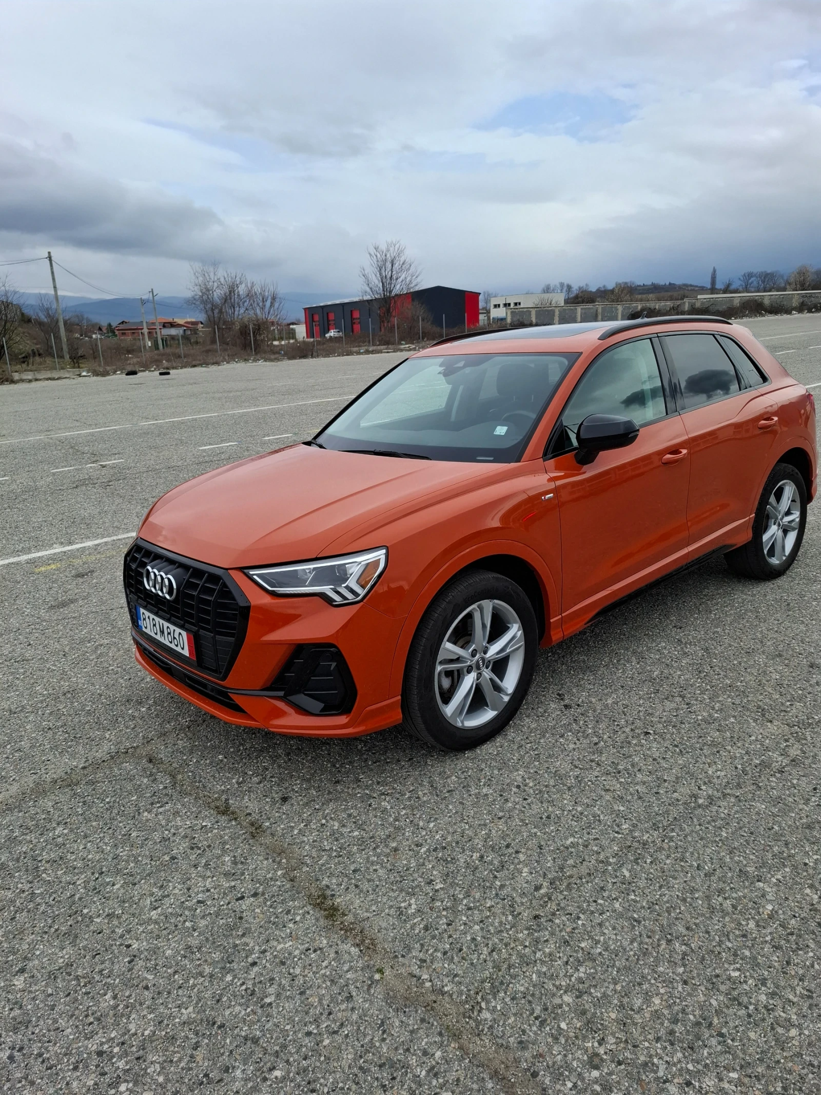 Audi Q3 2.0 ТFSI S-line Панарома Quattro KEYLESS, снимка 7 - Автомобили и джипове - 54113359